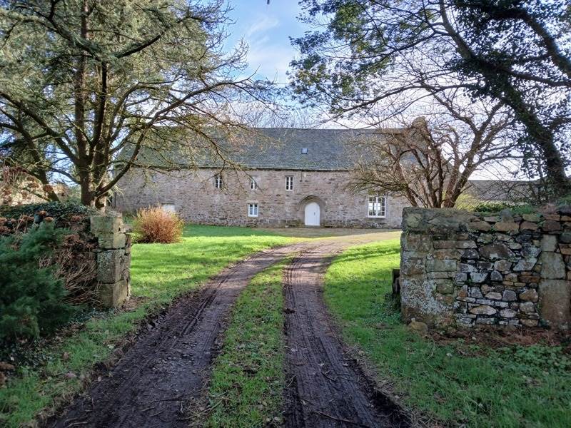 Vente Maison PLOUGASNOU - 9 pièces -260 m² - (29630)