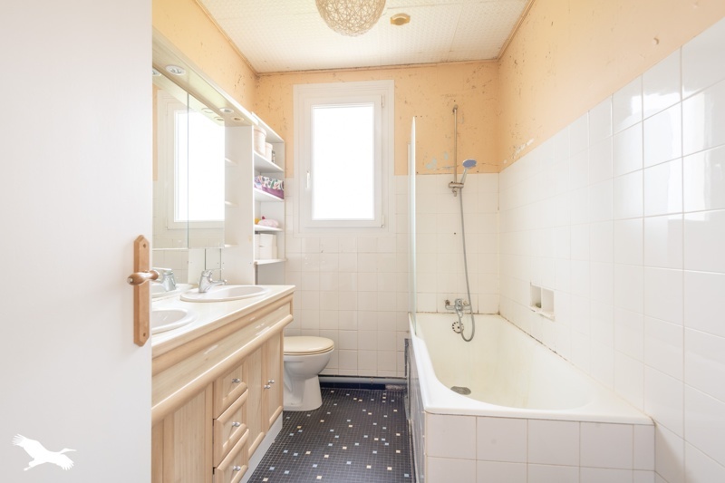 Vente Maison PLOUGASNOU - 8 pièces -168 m² - (29630)