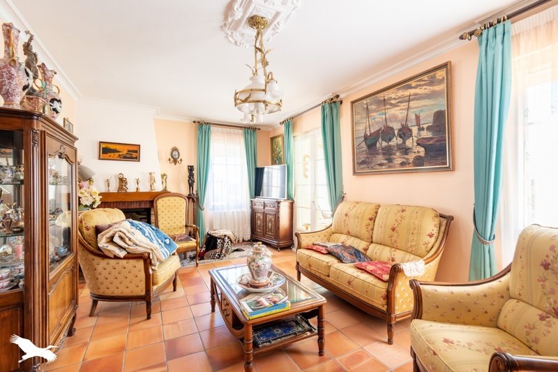 Vente Maison ST POL DE LEON - 9 pièces -124 m² - (29250)