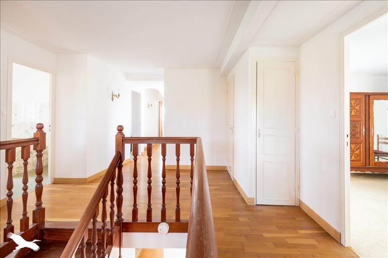 Vente Maison CLEDER - 8 pièces -179 m² - (29233)