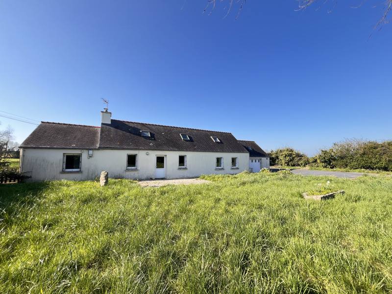 Vente Maison GOULVEN - 5 pièces -93 m² - (29890)