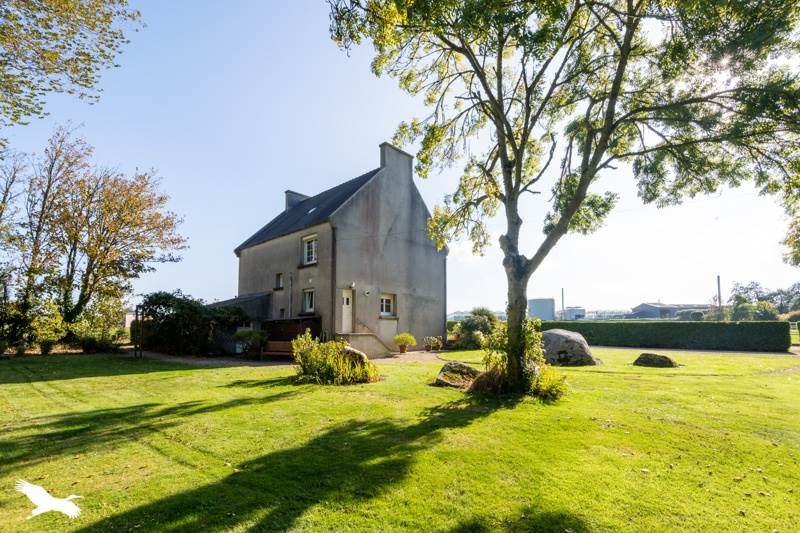 Vente Maison PLOUESCAT - 6 pièces -150 m² - (29430)
