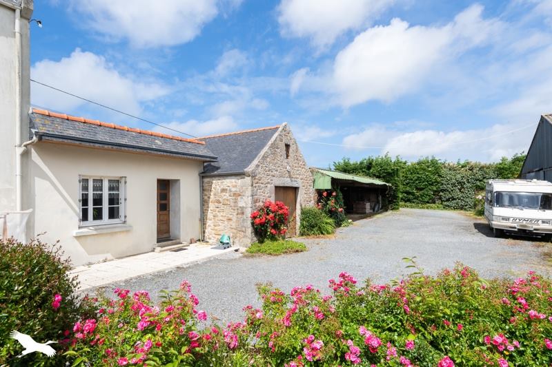 Vente Maison PLOUESCAT - 10 pièces -160 m² - (29430)