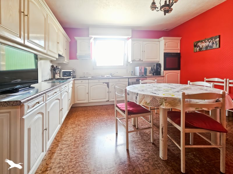 Vente Maison LANHOUARNEAU - 8 pièces -188 m² - (29430)