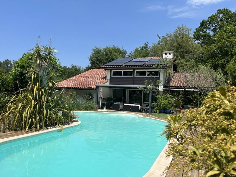 Vente Maison SOUSTONS - 6 pièces -173 m² - (40140)