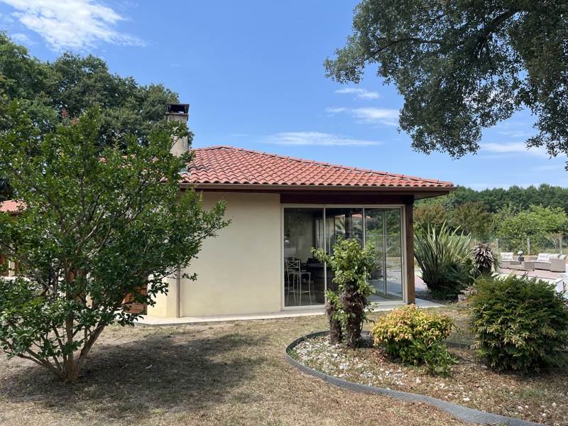 Vente Maison SOUSTONS - 5 pièces -147 m² - (40140)
