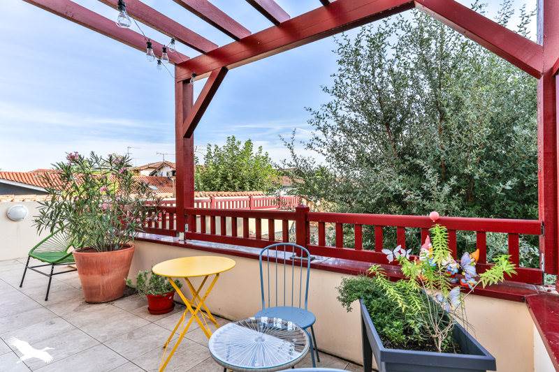 Vente Appartement SOUSTONS - 4 pièces -88 m² - (40140)