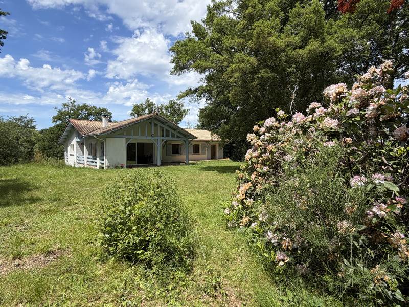 Vente Maison SOUSTONS - 5 pièces -150 m² - (40140)