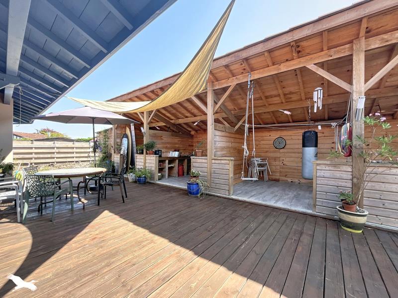 Vente Maison SOUSTONS - 6 pièces -142 m² - (40140)