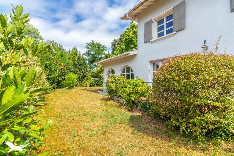 Vente Maison SOUSTONS - 6 pièces -180 m² - (40140)