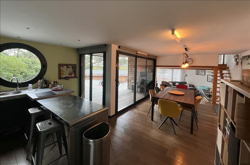Vente Maison LACANAU - 9 pièces -233 m² - (33680)