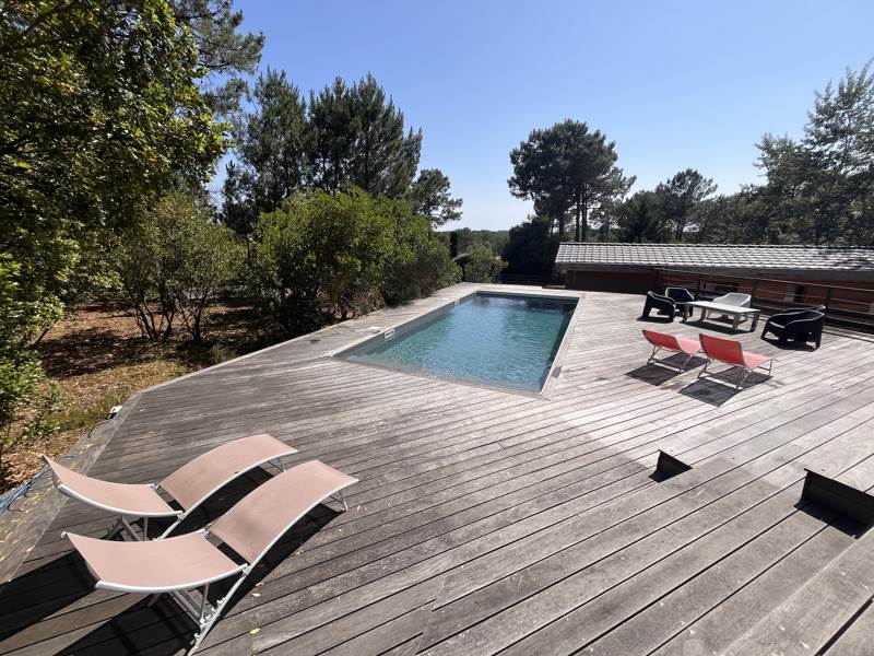 Vente Maison LACANAU - 9 pièces -233 m² - (33680)