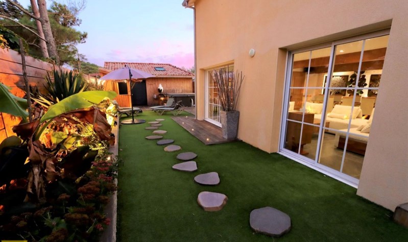 Vente Maison LACANAU - 6 pièces -220 m² - (33680)