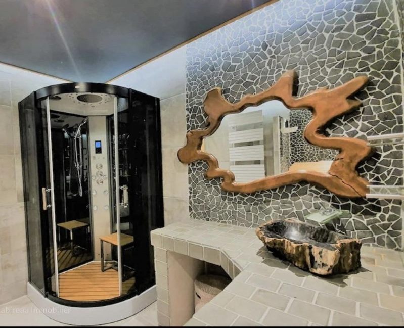 Vente Maison LACANAU - 6 pièces -220 m² - (33680)