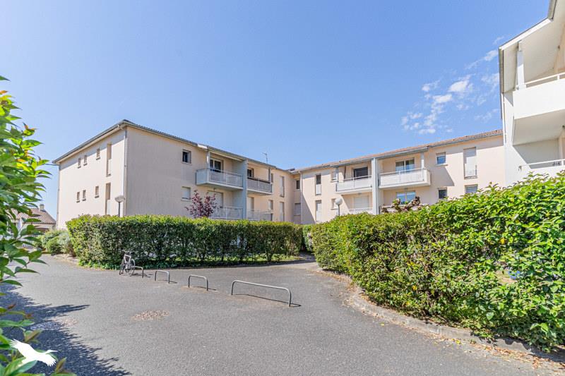 Vente Appartement MERIGNAC - 2 pièces -49 m² - (33700)