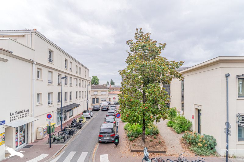 Vente Appartement BORDEAUX - 3 pièces -63 m² - (33000)