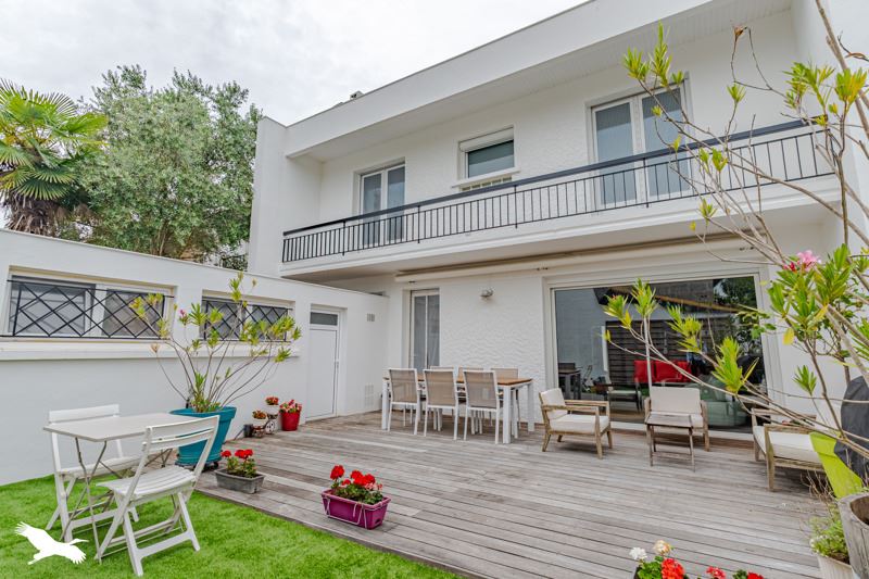 Maison 6 pièces 166 m² · à Bordeaux · 166 m² · 785 000 €
