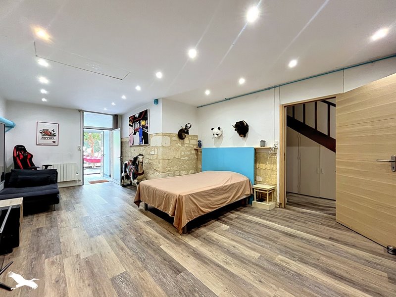 Vente Maison BORDEAUX - 7 pièces -178 m² - (33000)