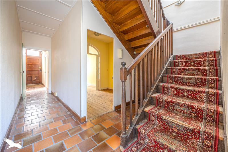 Vente Immeuble SURGERES - -  437 m² - (17700)