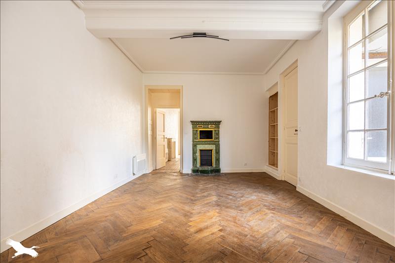 Vente Immeuble SURGERES - -  437 m² - (17700)