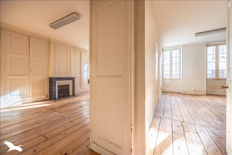 Vente Immeuble SURGERES - -  437 m² - (17700)