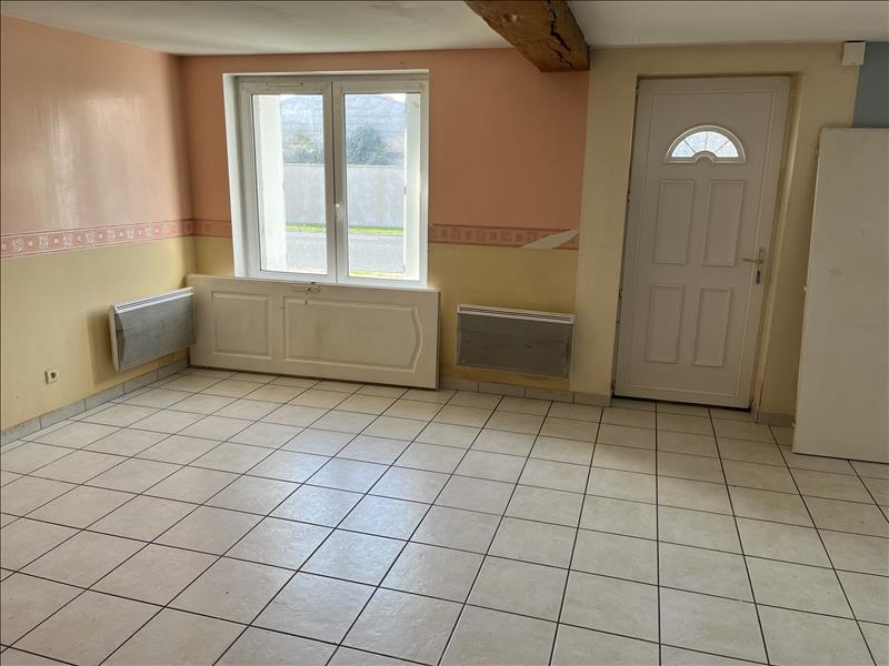 Vente Maison PUYROLLAND - 4 pièces -98 m² - (17380)
