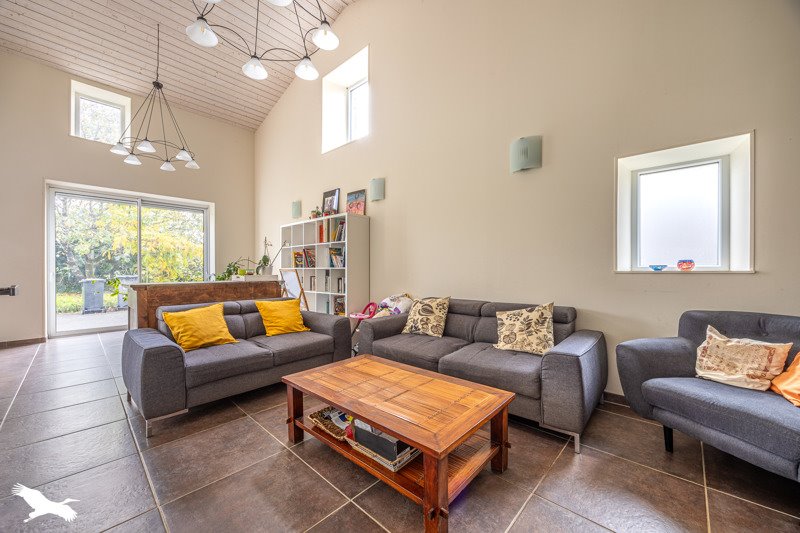 Vente Maison GENOUILLE - 8 pièces -190 m² - (17430)