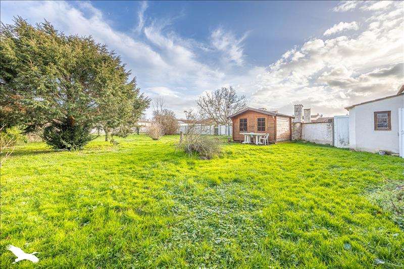 Vente Maison ST PIERRE LA NOUE - 7 pièces -175 m² - (17700)
