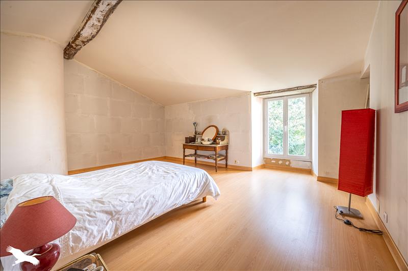 Vente Maison ST PIERRE LA NOUE - 7 pièces -175 m² - (17700)