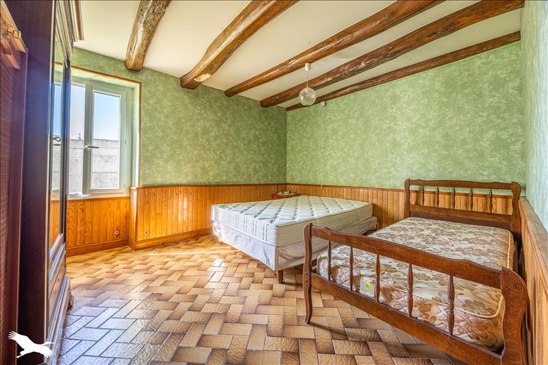 Vente Maison BENON - 7 pièces -203 m² - (17170)