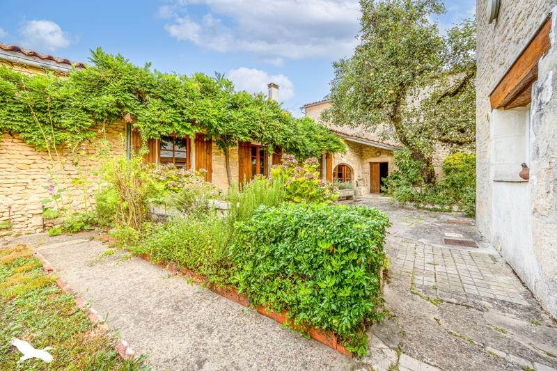 Vente Maison MURON - 10 pièces -265 m² - (17430)