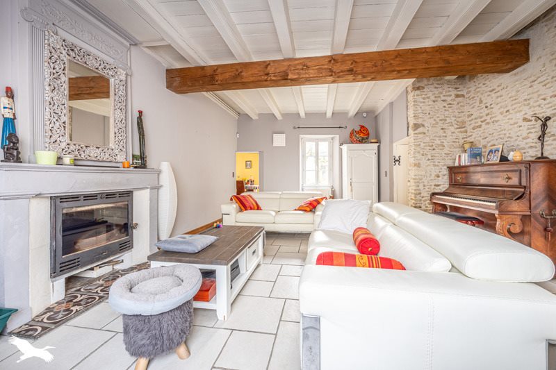 Vente Maison MURON - 10 pièces -265 m² - (17430)