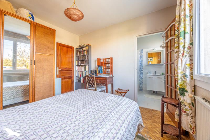 Vente Maison SURGERES - 6 pièces -132 m² - (17700)