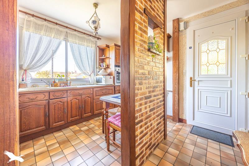 Vente Maison SURGERES - 7 pièces -176 m² - (17700)