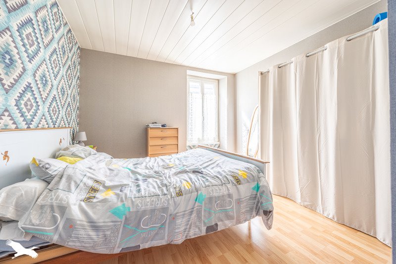 Vente Immeuble SURGERES - -  160 m² - (17700)