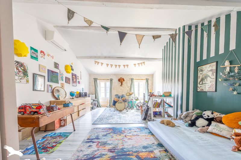 Vente Maison DOEUIL SUR LE MIGNON - 9 pièces -336 m² - (17330)