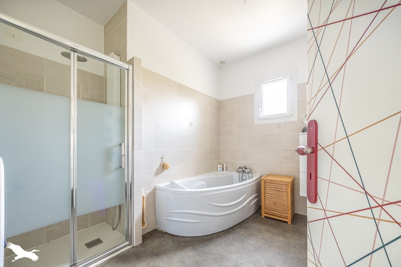 Vente Maison ST PIERRE D AMILLY - 5 pièces -119 m² - (17700)