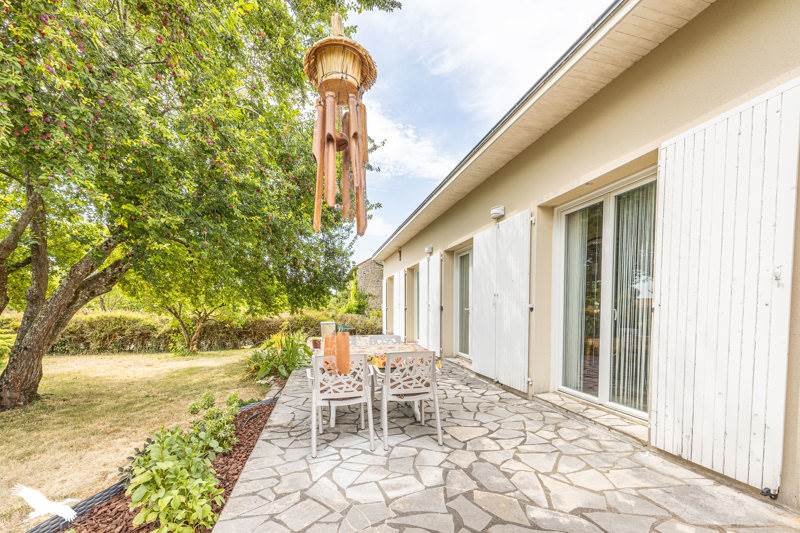 Vente Maison ST PIERRE D AMILLY - 5 pièces -119 m² - (17700)
