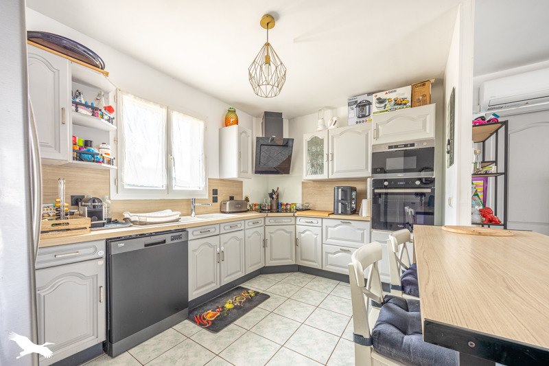 Vente Maison Saint-Georges-du-Bois - 5 pièces -95 m² - (17700)