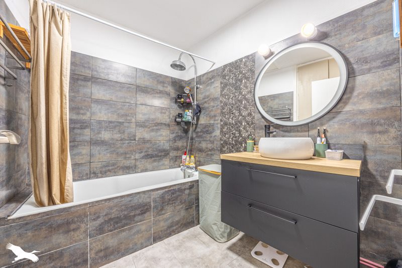 Vente Maison Saint-Pierre-La-Noue - 4 pièces -93 m² - (17700)