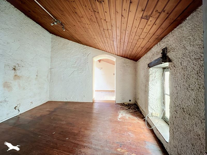 Vente Maison Surgères - 8 pièces -135 m² - (17700)