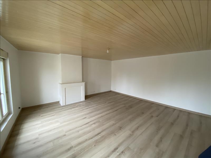 Vente Immeuble ST MARTIN DU BOIS - -  300 m² - (33910)