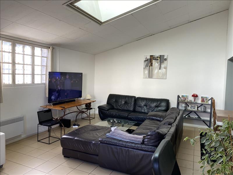 Vente Immeuble ST MARTIN DU BOIS - -  300 m² - (33910)