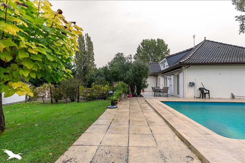 Vente Maison ST DENIS DE PILE - 5 pièces -158 m² - (33910)