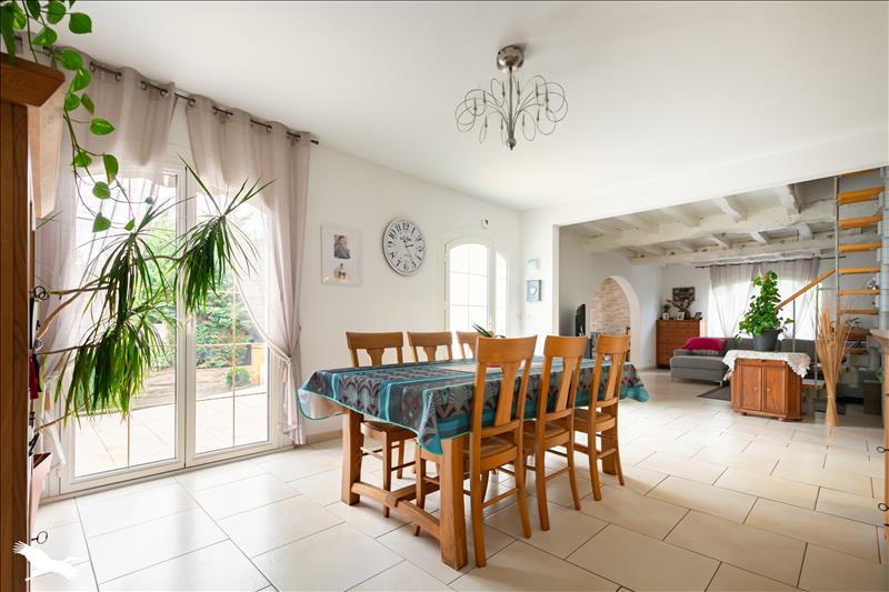 Vente Maison ST DENIS DE PILE - 5 pièces -158 m² - (33910)