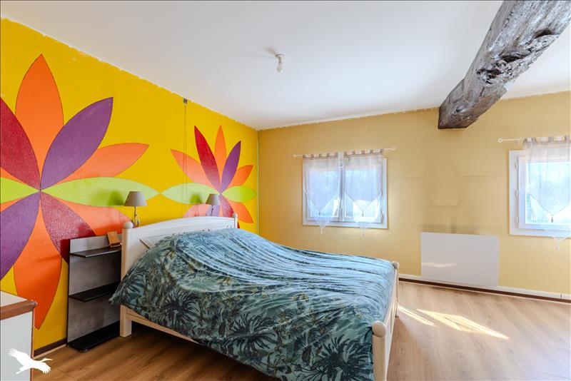 Vente Maison ST DENIS DE PILE - 7 pièces -167 m² - (33910)