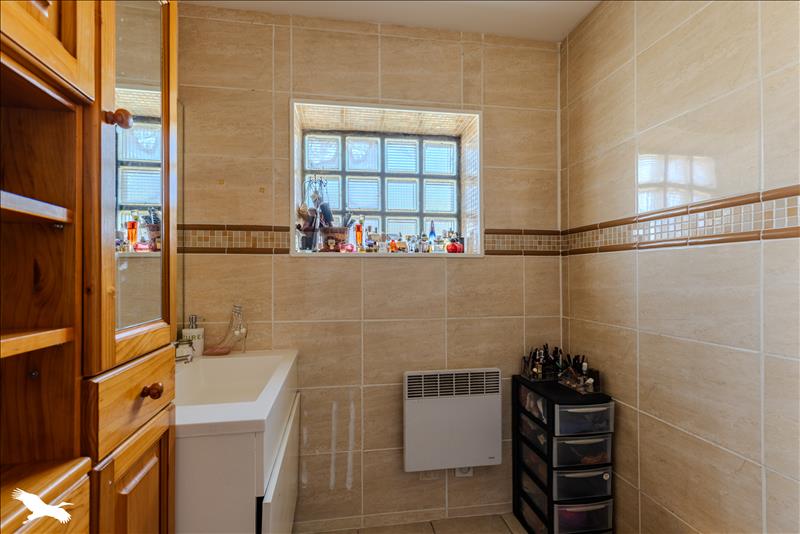 Vente Maison ST DENIS DE PILE - 7 pièces -167 m² - (33910)