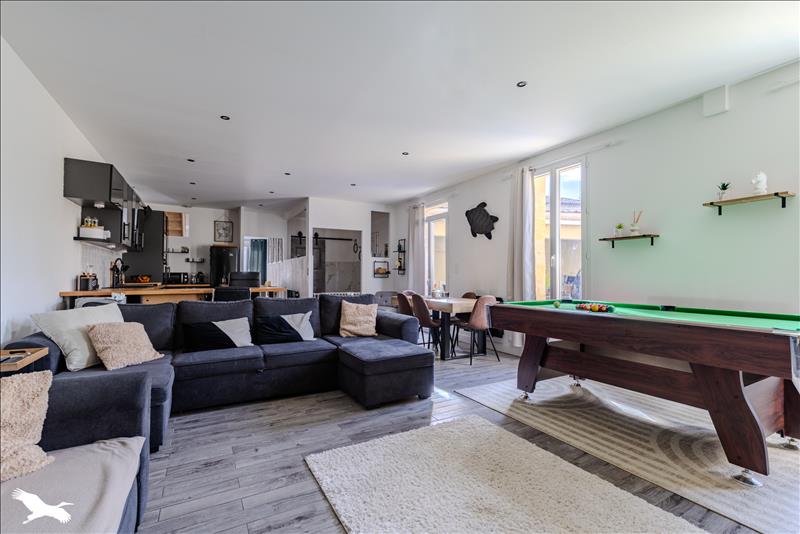 Vente Maison ST DENIS DE PILE - 4 pièces -150 m² - (33910)