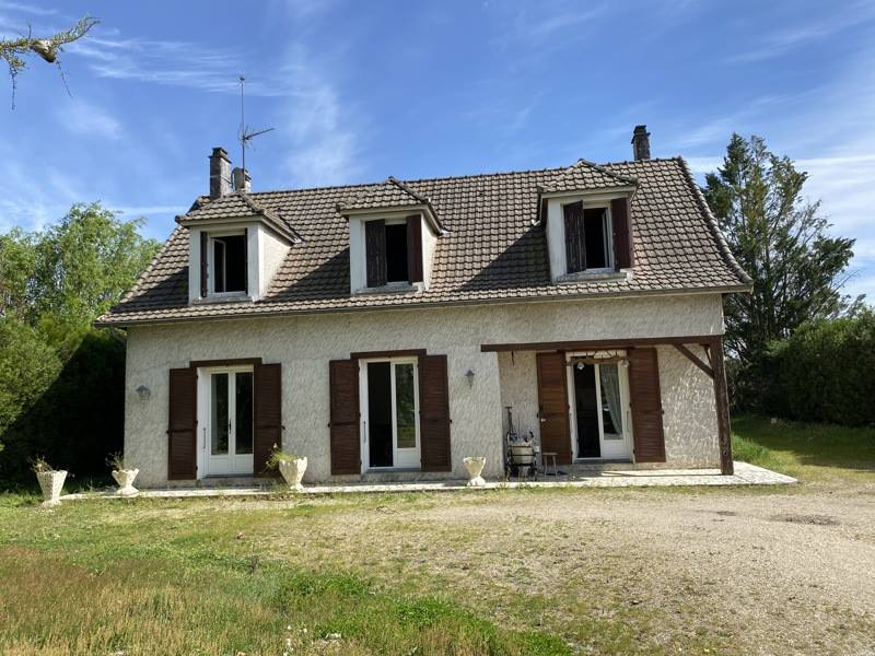 Vente Maison ST DENIS DE PILE - 7 pièces -155 m² - (33910)