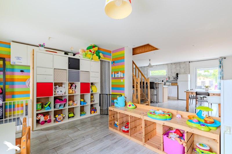Vente Maison ST DENIS DE PILE - 6 pièces -185,3 m² - (33910)